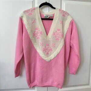 Vintage Separate Scene Pink Floral V-neck 80’s Sweater Granny Knit